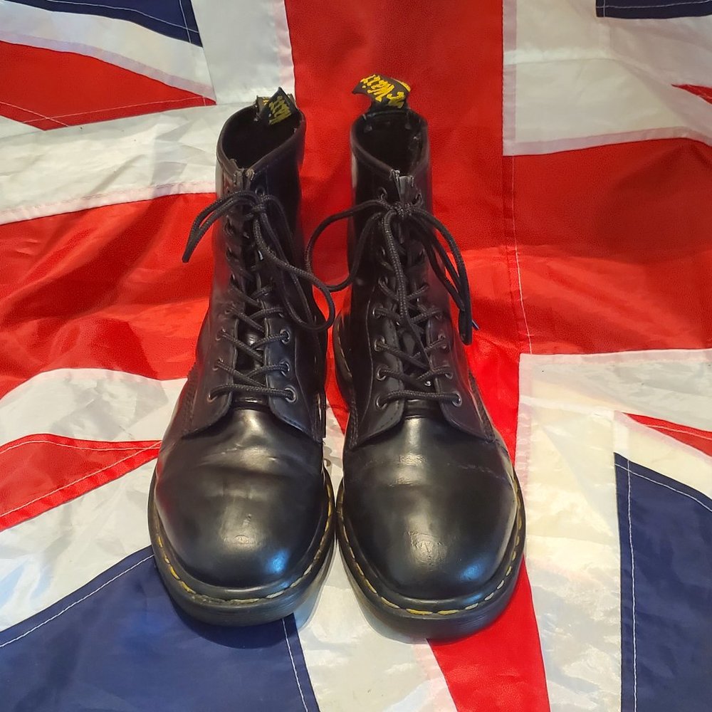 Vintage Doc Martens "Made In England" Black Boots